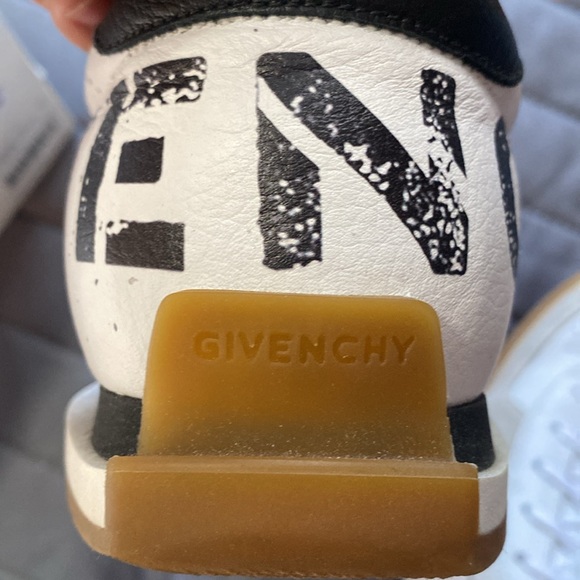 Givenchy logo Sneakers White/Black Men Size US 8.5 / EU 41 - Picture 10 of 10